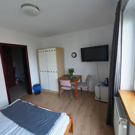 Z Ogrodem Privatunterkunft *
