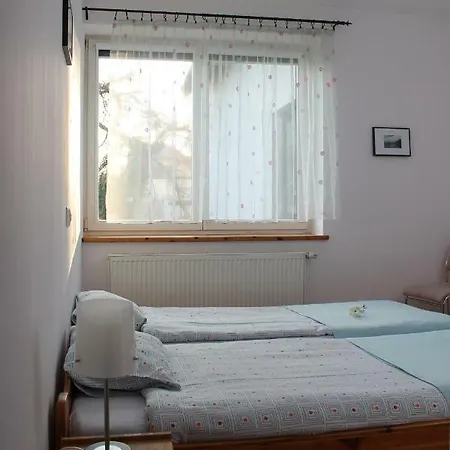 Privatunterkunft Z Ogrodem *